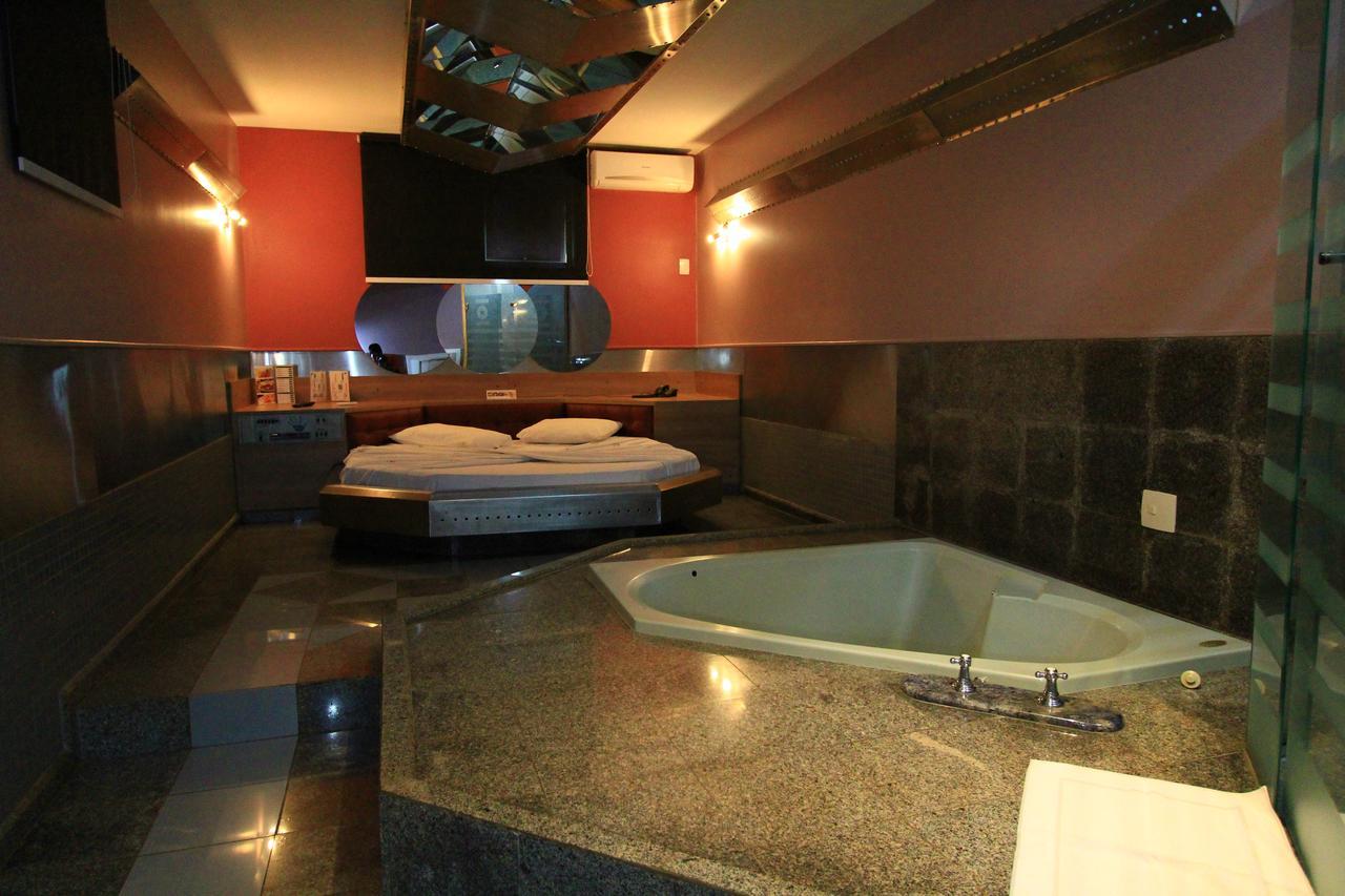 Movie Inn Motel E Hospedagem (Adults Only) 리베이라오프레토 외부 사진